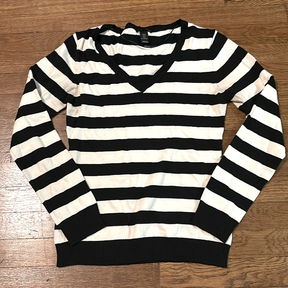 Women’s H&M Striped Sweater, Size Medium, Excellent Condition!